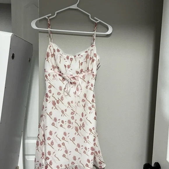 Princess Polly “Valencia” mini dress - Picture 2 of 5